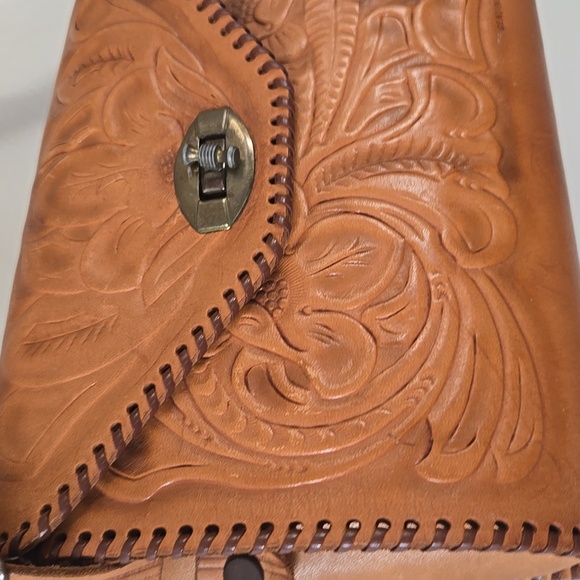 Leather Vintage Hand Tooled Turn Lock Handbag - Picture 2 of 15